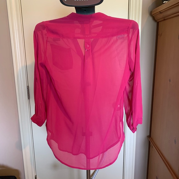 Bee Stitched blouse - Picture 2 of 4